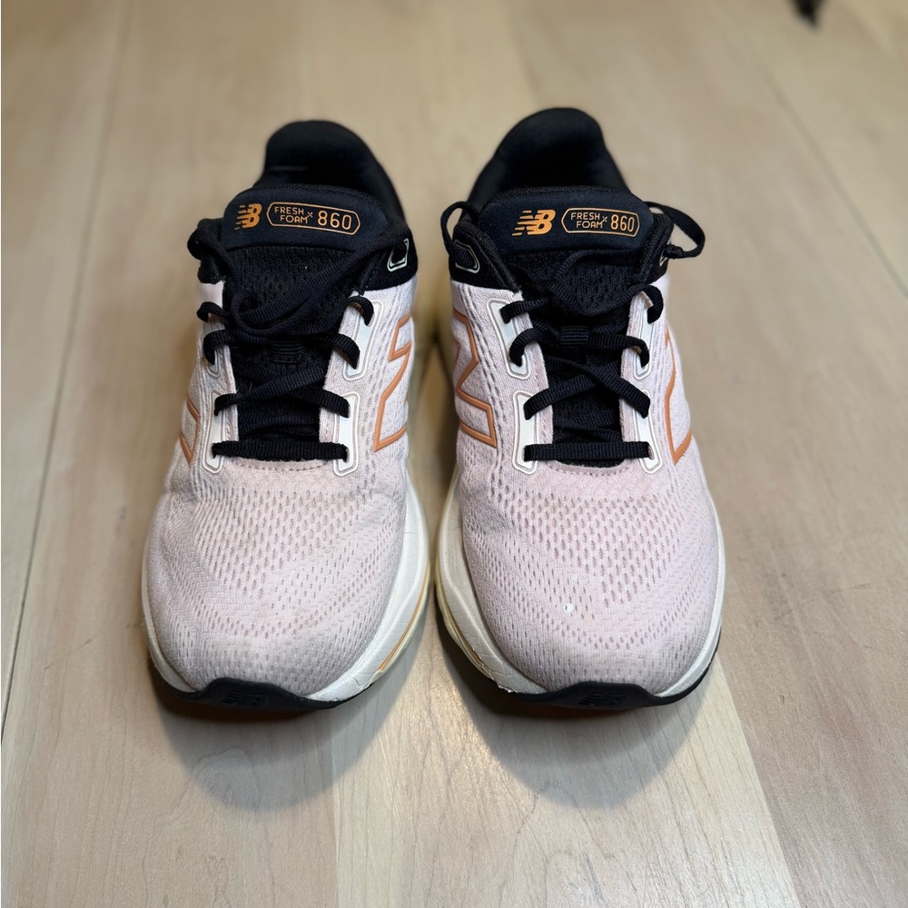 New Balance Fresh Foam Shoes in Light Pink and Black - Picture 7 of 8